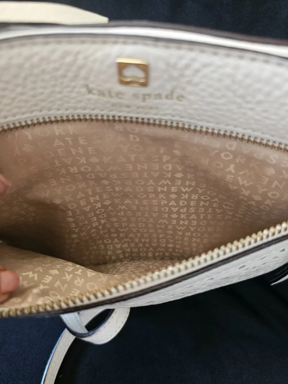 Kate Spade Perri Lane Reidy White Leather Crossbody Bag | Zip Pocket | Like NEW!